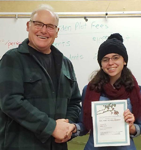 Sierra Mejia receives scholarship from Jepson Chapter
